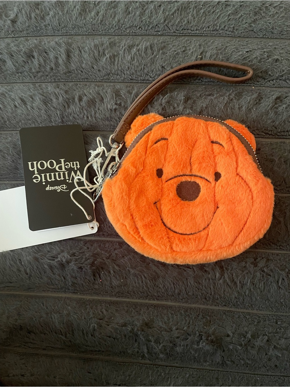 Loungefly: Winnie The Pooh Pumpkin Hardtag Wristlet NWT